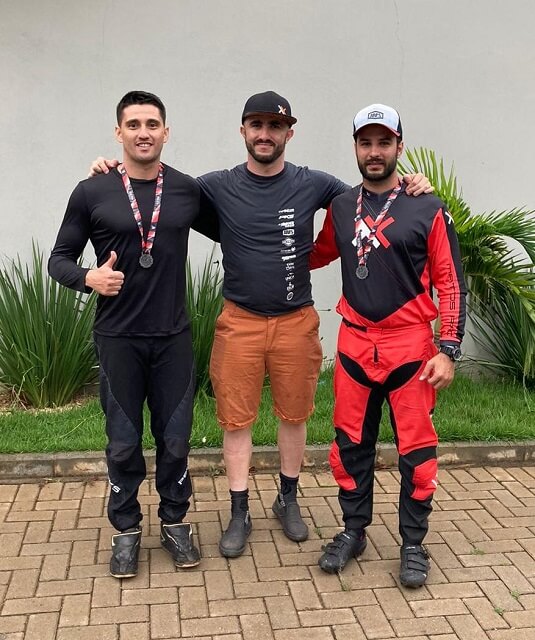 Campeonato Paulista de BMX começa com trespontanos na pista 