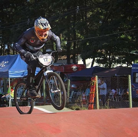 Campeonato Paulista de BMX: pilotos de Três Pontas seguem firmes na competição 