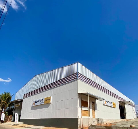 Cocatrel inaugura unidade de recebimento em Cristais