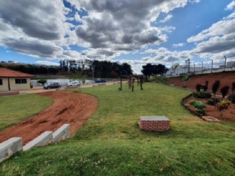 Meio Ambiente, jardim, Parque Vale do Sol em Três Pontas, adubação 