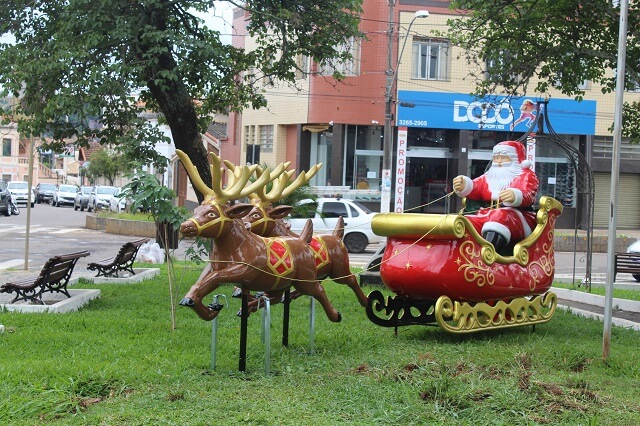 Três Pontas terá um “Natal Encantado” Papai Noel / Trenó