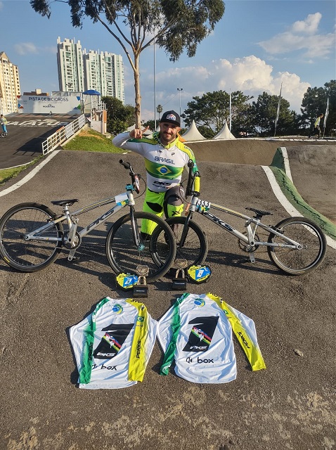 Trespontano Gustavo Mesquita é Duplo Campeão de BMX na Copa Sul-Americana e Latino-Americana