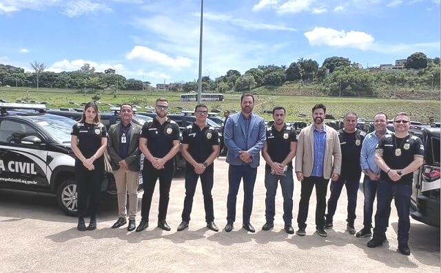 Polícia Civil de Três Pontas recebe nova viatura em solenidade na Capital Mineira