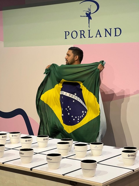 Dionatan Almeida, de Três Pontas, vence o World Cup Tasters Championship 2024 