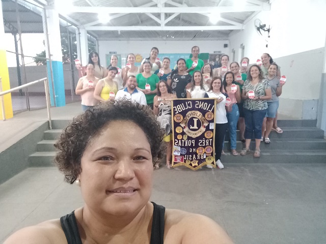 Lions Clube de Três Pontas homenageia professores e celebra a dedicação ao ensino