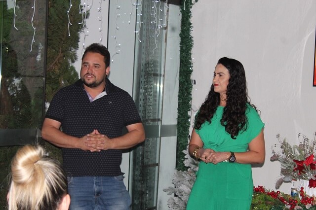 "Vitrine Encantada" ACAITP: workshop revela o poder da exposição criativa para envolver a comunidade e impulsionar vendas