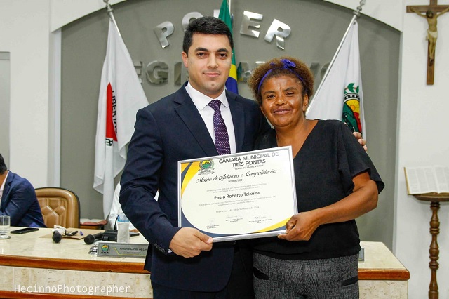 Câmara de Três Pontas entrega Moções de Aplausos a personalidades de destaque na comunidade