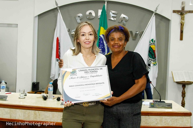 Câmara de Três Pontas entrega Moções de Aplausos a personalidades de destaque na comunidade