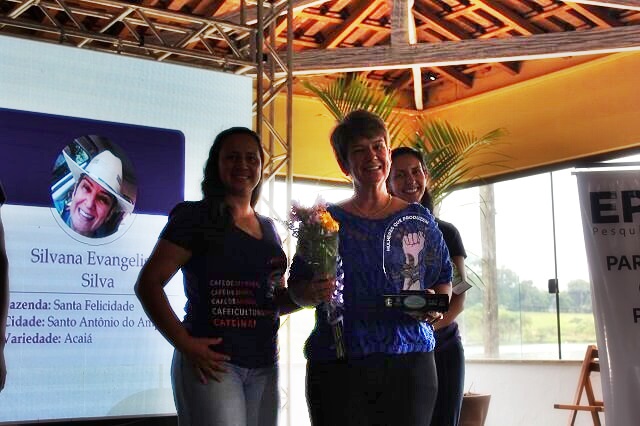 Cocatrel exalta a força feminina no Prêmio Melhores Cafés Cafeína Safra 2024/2025