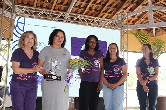 Cocatrel exalta a força feminina no Prêmio Melhores Cafés Cafeína Safra 2024/2025