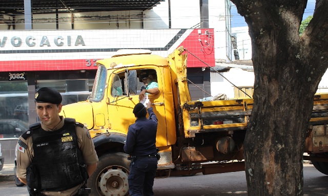 Blitz educativas de trânsito estão sendo realizadas em Três Pontas