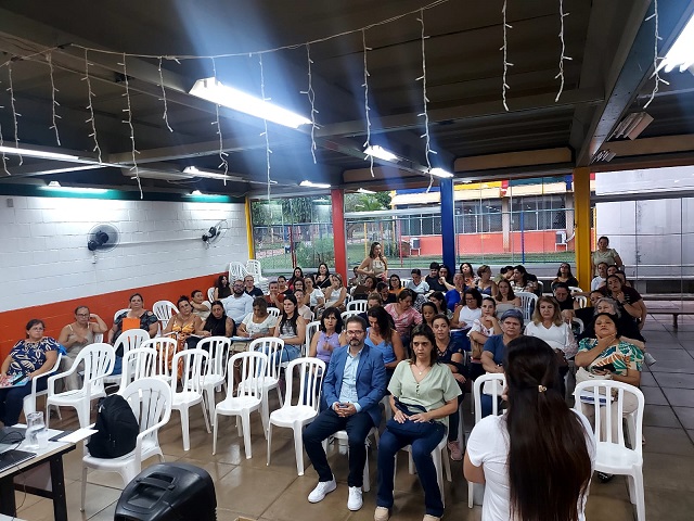 Programa Gênios Socioemocional: Transformando a educação e a vida dos alunos