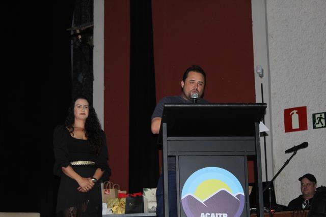 Júlia Fernandes é eleita Rainha do Viva Três Pontas Rodeio Festival 2025