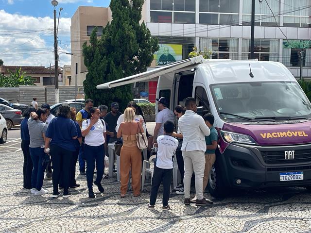 Saúde em foco: Praça se transforma em espaço de prevenção e bem-estar