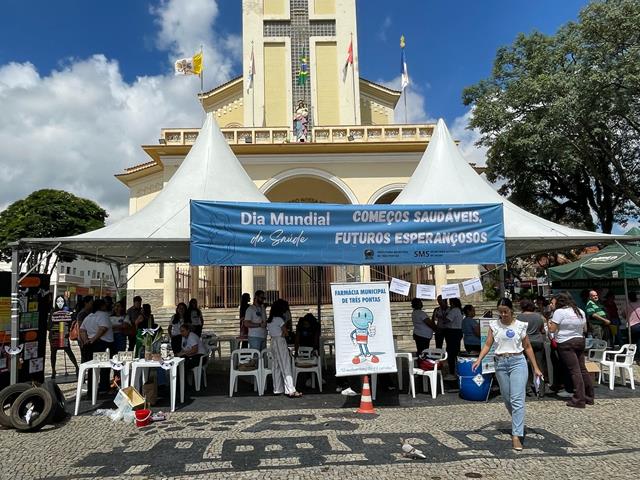Saúde em foco: Praça se transforma em espaço de prevenção e bem-estar