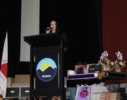 Júlia Fernandes é eleita Rainha do Viva Três Pontas Rodeio Festival 2025