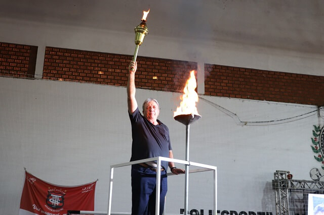 Abertura da Copa do Trabalhador tem ginásio renovado, homenagem emocionante e premiação inédita