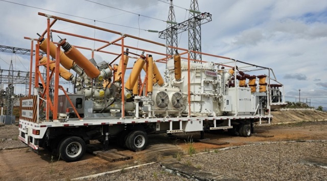 Cemig realiza manutenção preventiva na subestação de energia em Três Pontas, com suporte de equipamento especial