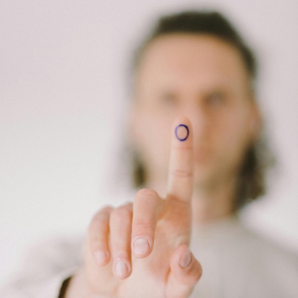 Três Pontas suspende uso de glicosímetros e tiras reagentes da marca OK PRO