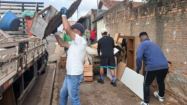 Jardim das Acácias e Azarias de Brito Campos recebem o Projeto Bota Fora TP neste sábado (23)