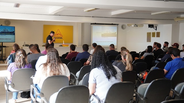 Cocatrel realiza programa de formação cooperativista