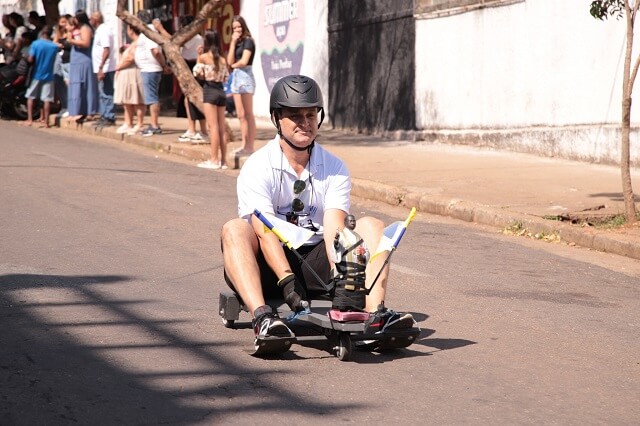 Trolada das Virtudes abre Festa do Padre Victor com alegria, fé e tradição em Três Pontas
