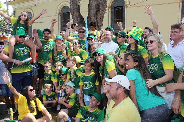 Trolada das Virtudes abre Festa do Padre Victor com alegria, fé e tradição em Três Pontas