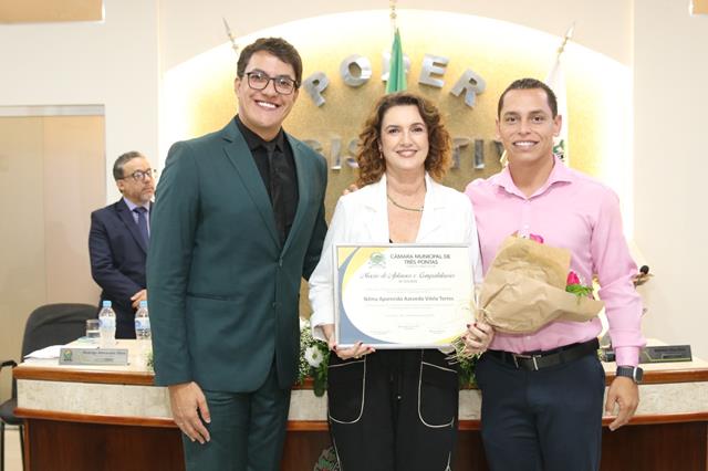 Câmara realiza entrega emocionante de Moções de Aplausos