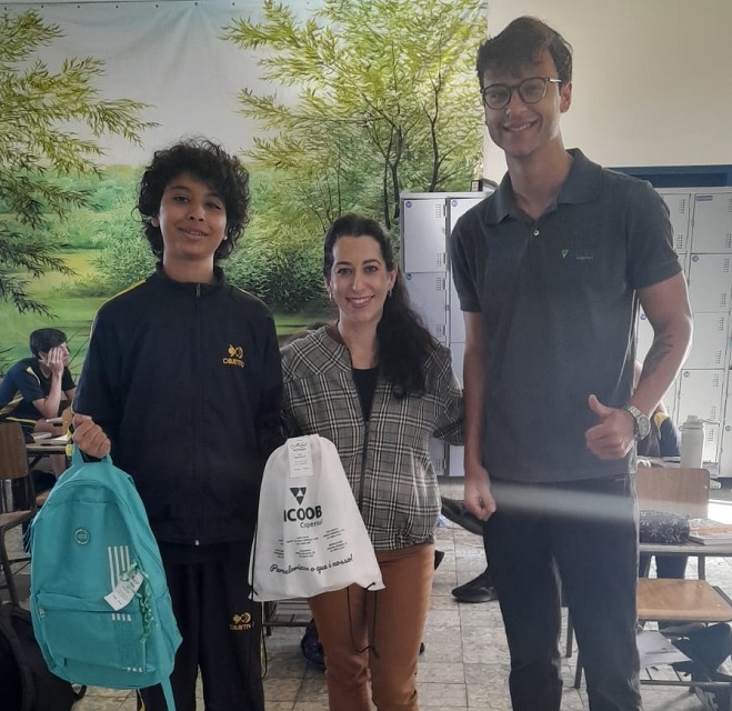 Alunos da Escola Coração de Jesus-Objetivo brilham em Concurso Cultural