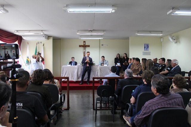 Dr. Gustavo Gomes  recebe Medalha Desembargador Hélio Costa 