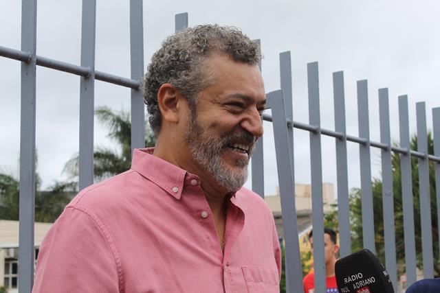 Deputado Caixa cumpre agenda em Três Pontas ao lado de Diego Andrade e entrega embarcação à PM de Meio Ambiente 