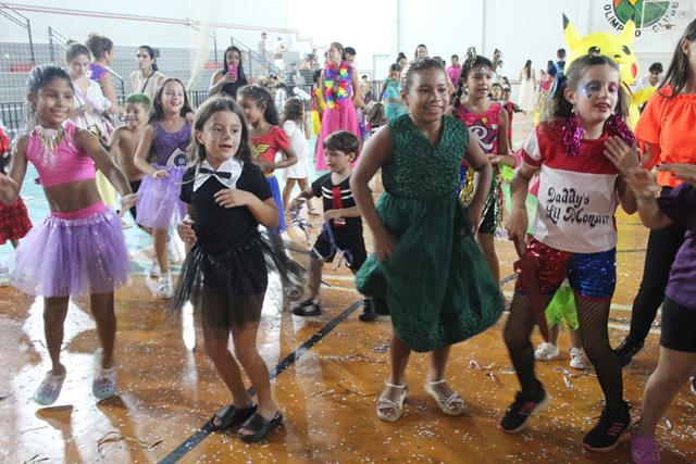 Carnaval das Escolinhas 2026 no TOC