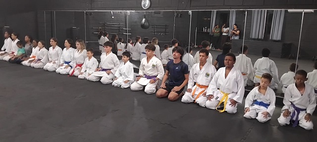 Inscrições abertas para aulas gratuitas de Karatê em Três Pontas: projeto social atende crianças e adolescentes