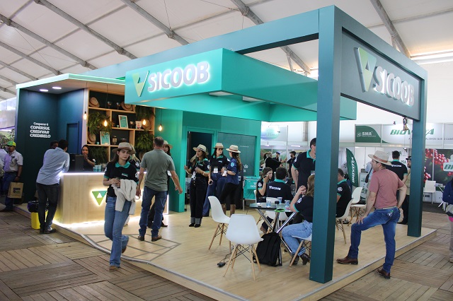 Sicoob marca presença na Expocafé 2026 e convida produtores rurais para três dias de negócios