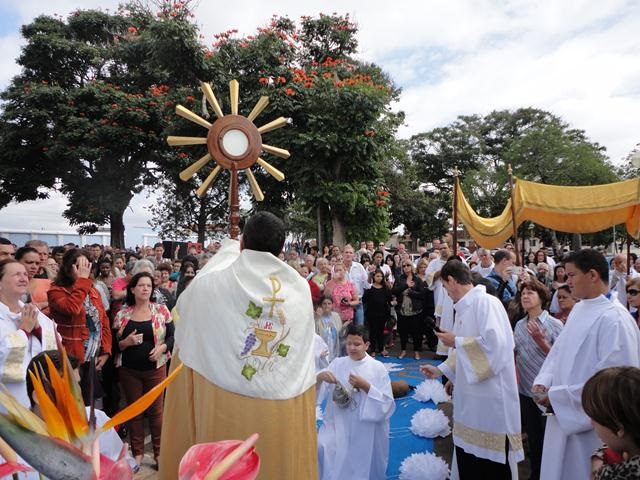 Corpus Christi em Três Pontas