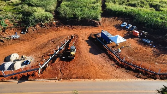 Máquinas já transformam o cenário da futura ETE de Três Pontas, obra que marcará a história do saneamento no município