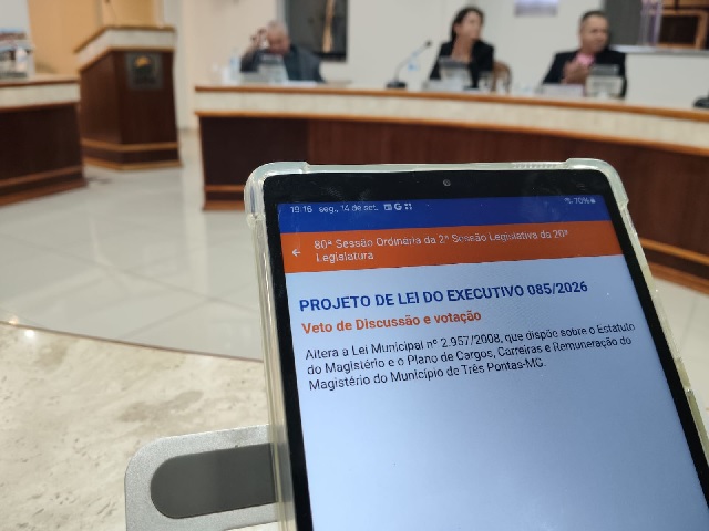 Câmara rejeita veto do Executivo e mantém projeto do Magistério aprovado