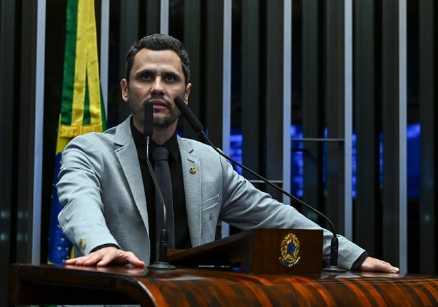 Cleitinho vence para governador em Três Pontas; Domingos Sávio lidera votação ao Senado